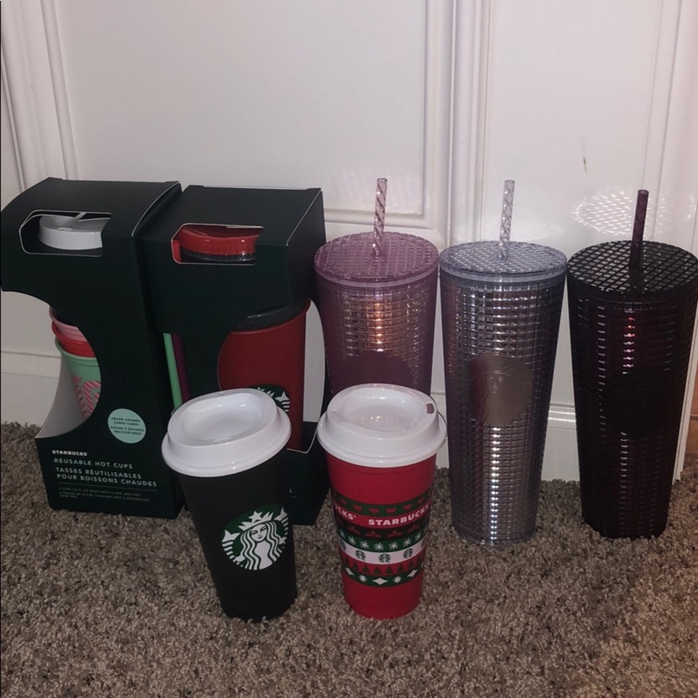 Starbucks Holiday 2020 Bundle